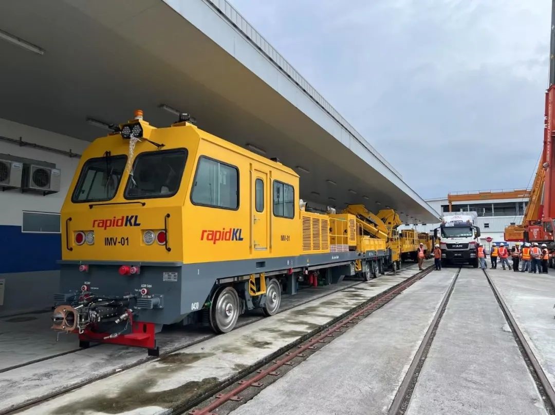赢博手机入口重工马来西亚地铁3号线（LRT-3）项目车辆顺利送抵现场